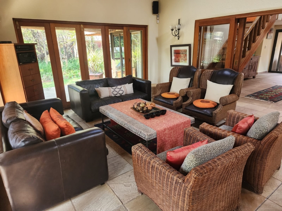To Let 6 Bedroom Property for Rent in Lakeland North West